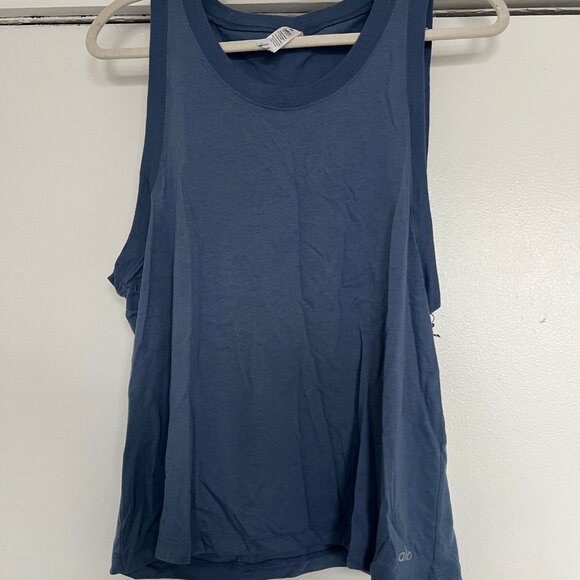 NWT Alo Yoga Model Tank Top | Blue Jean | Medium - Picture 2 of 4